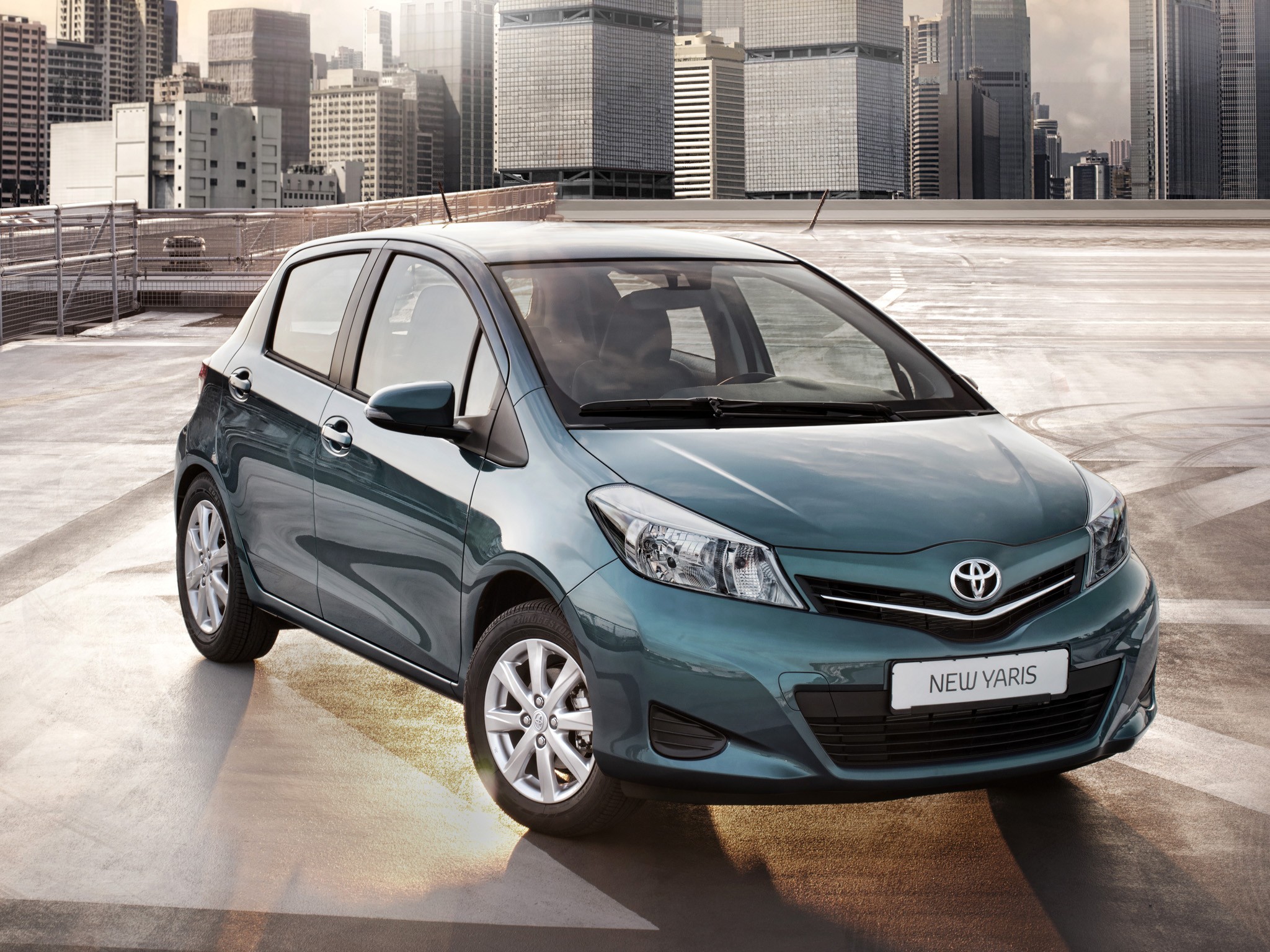 Toyota Yaris 5 Doors photo 17