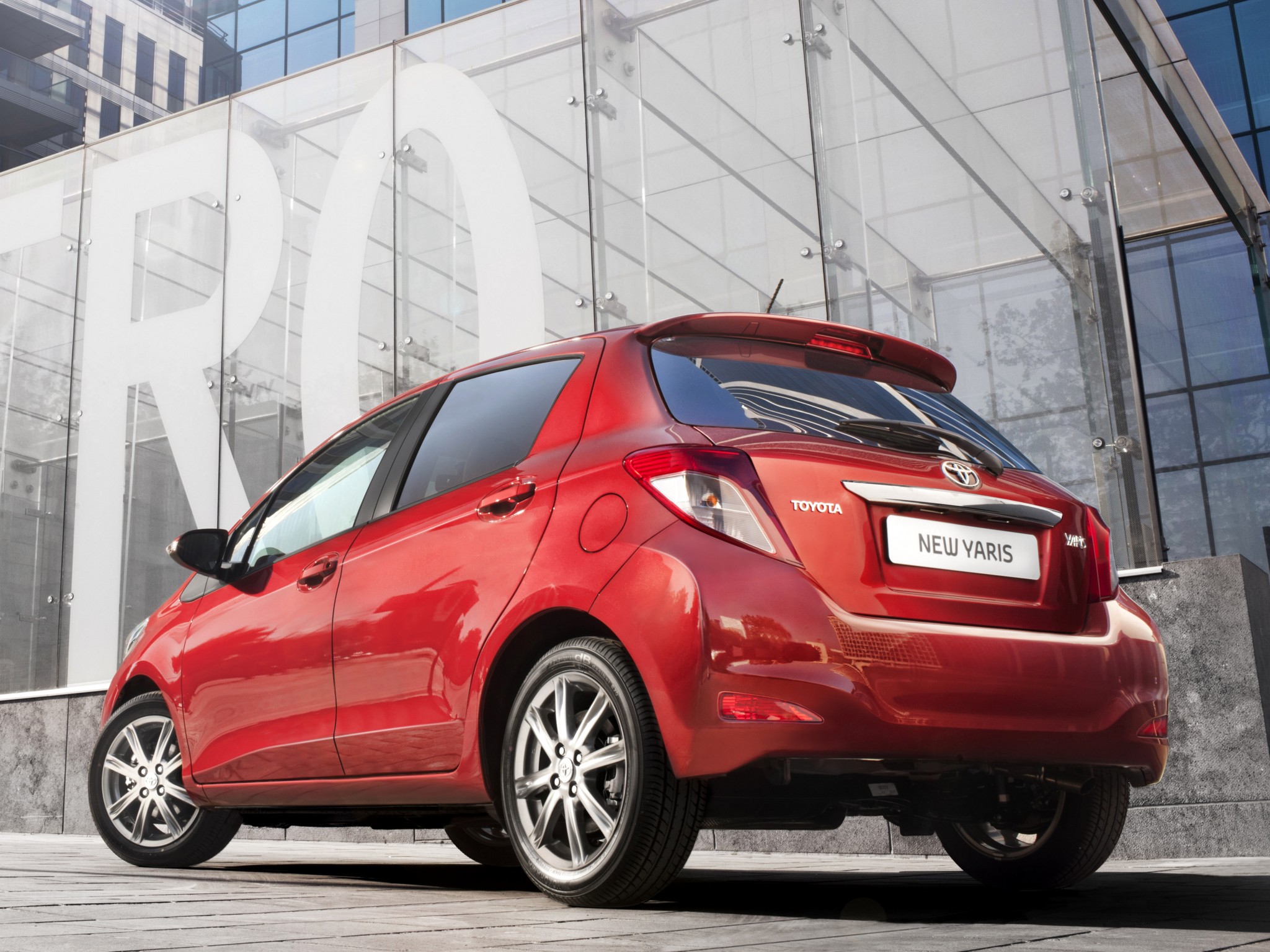 Toyota Yaris 5 Doors photo 18