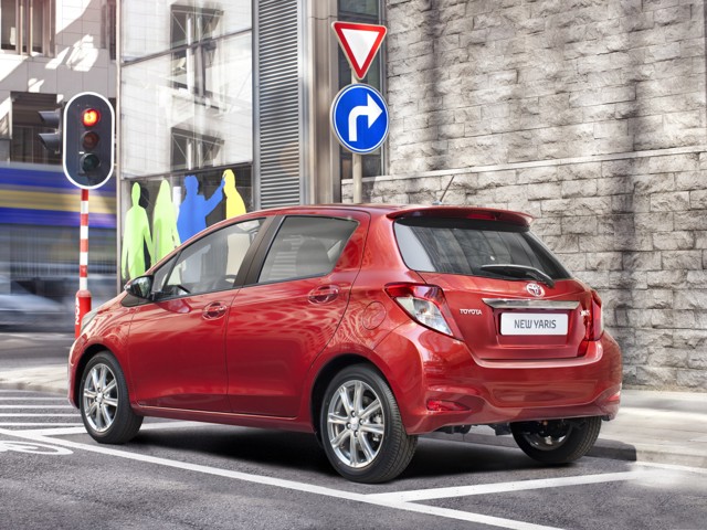 Toyota Yaris 5 Doors photo 19