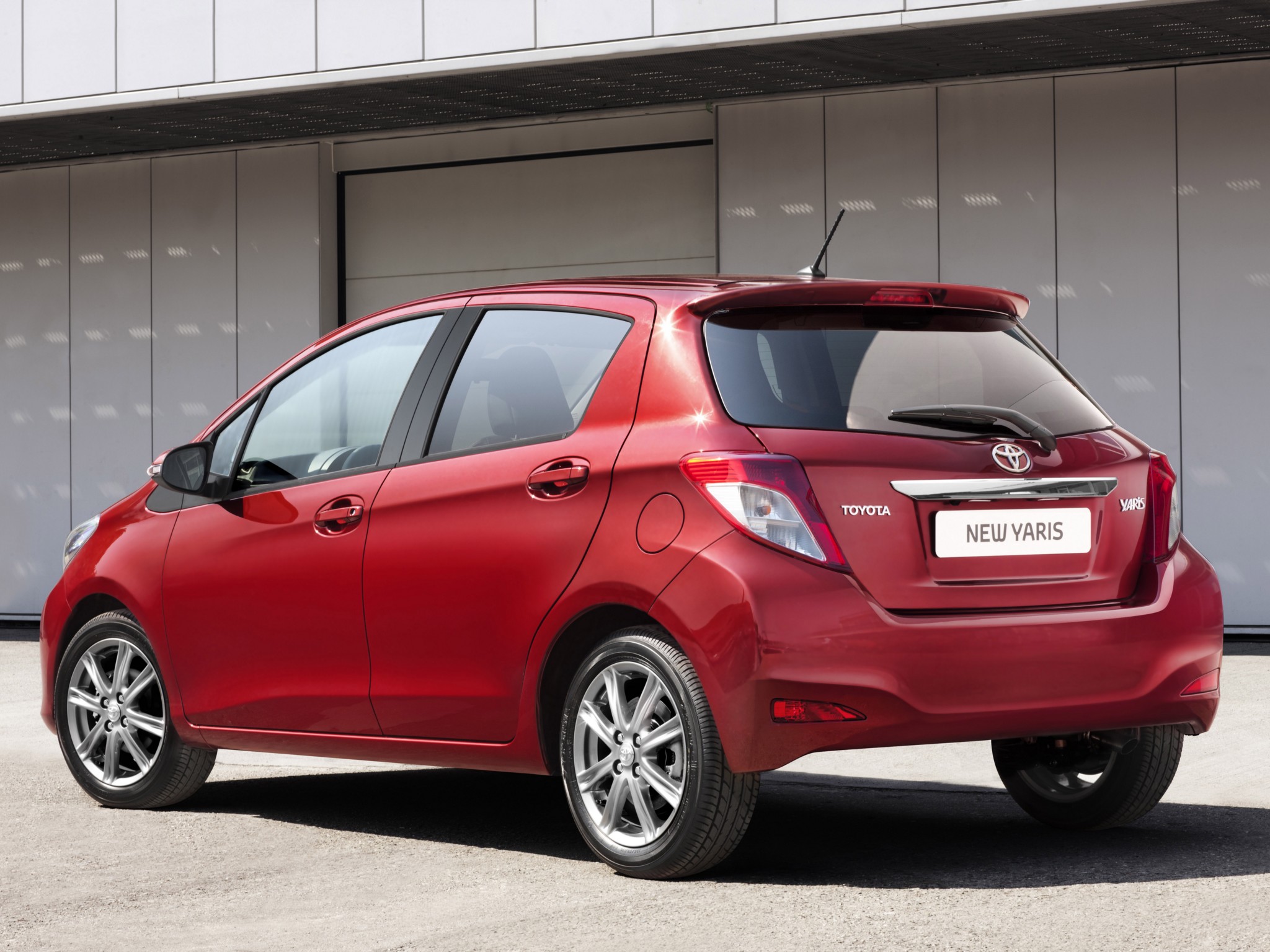 Toyota Yaris 5 Doors photo 23