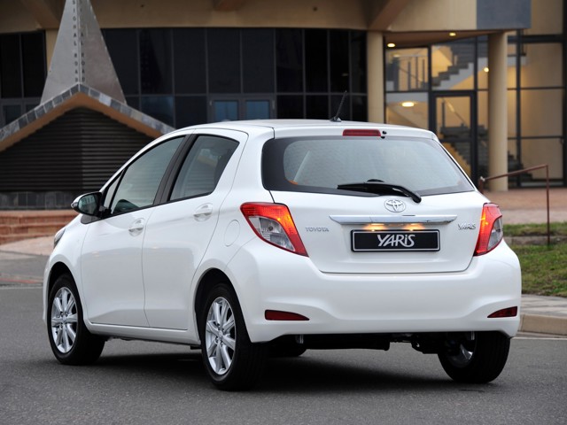 Toyota Yaris 5 Doors photo 33