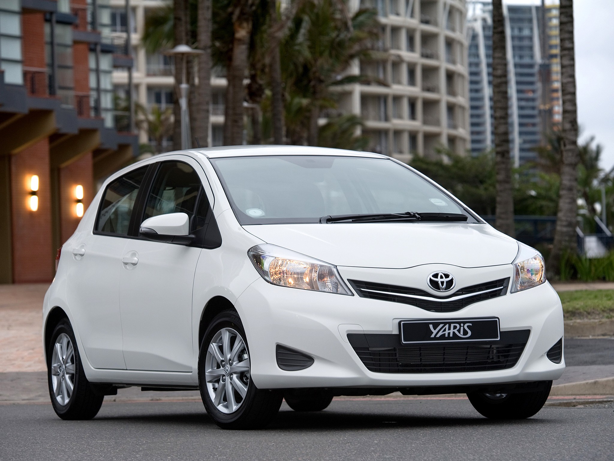 Toyota Yaris 5 Doors photo 37