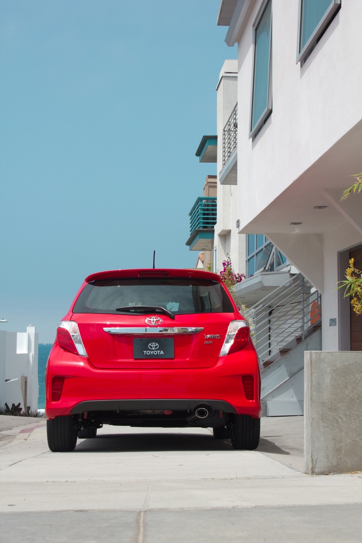 Toyota Yaris 5 Doors photo 8
