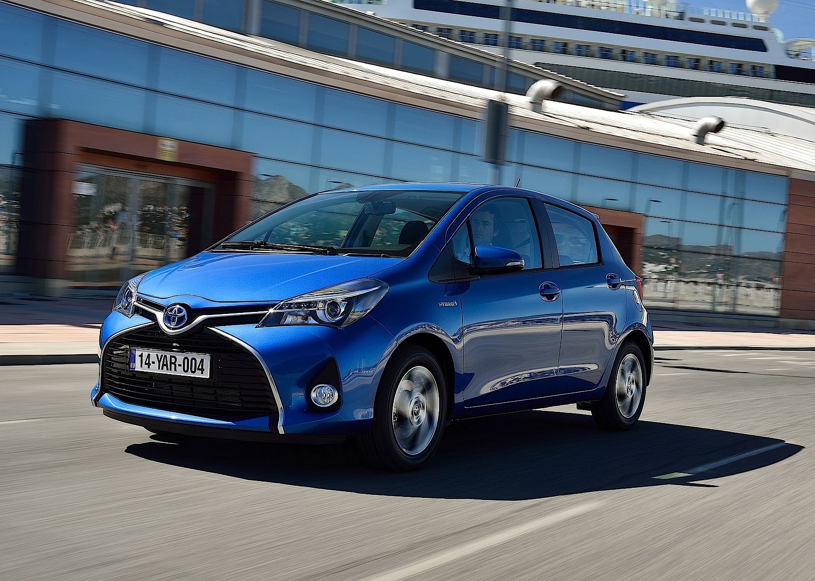 Toyota Yaris 5 Doors photo 8