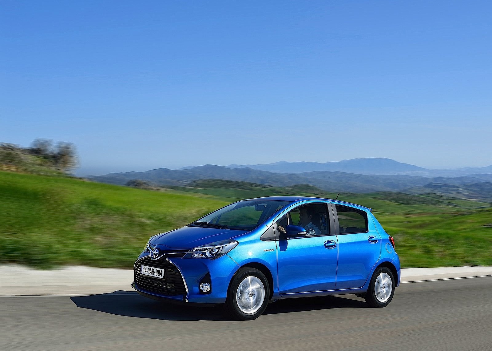 Toyota Yaris 5 Doors photo 13