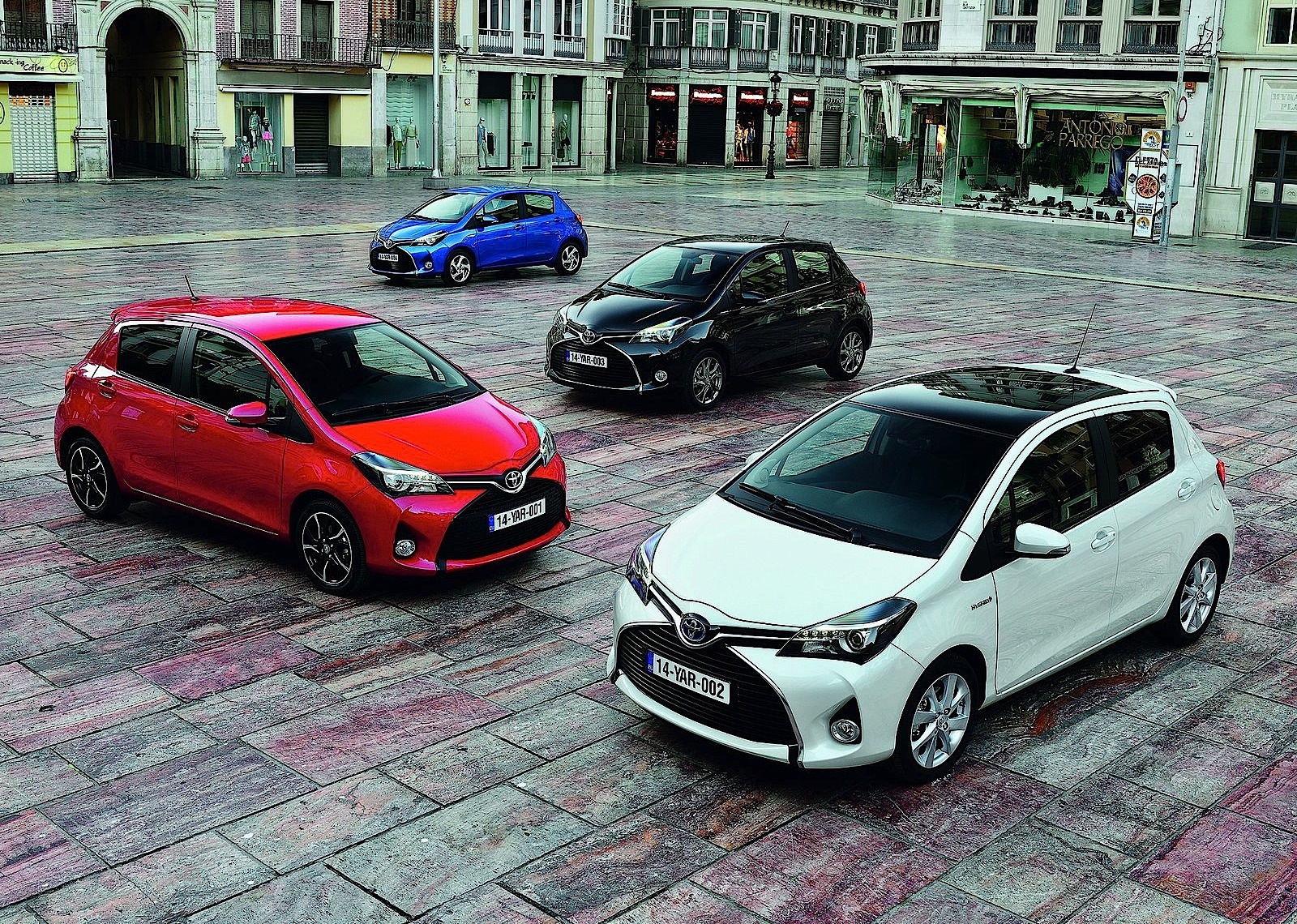 Toyota Yaris 5 Doors photo 36