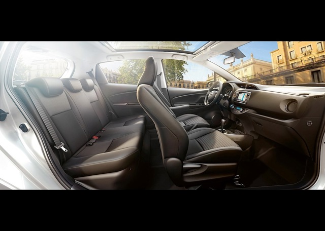 Toyota Yaris 5 Doors photo 38
