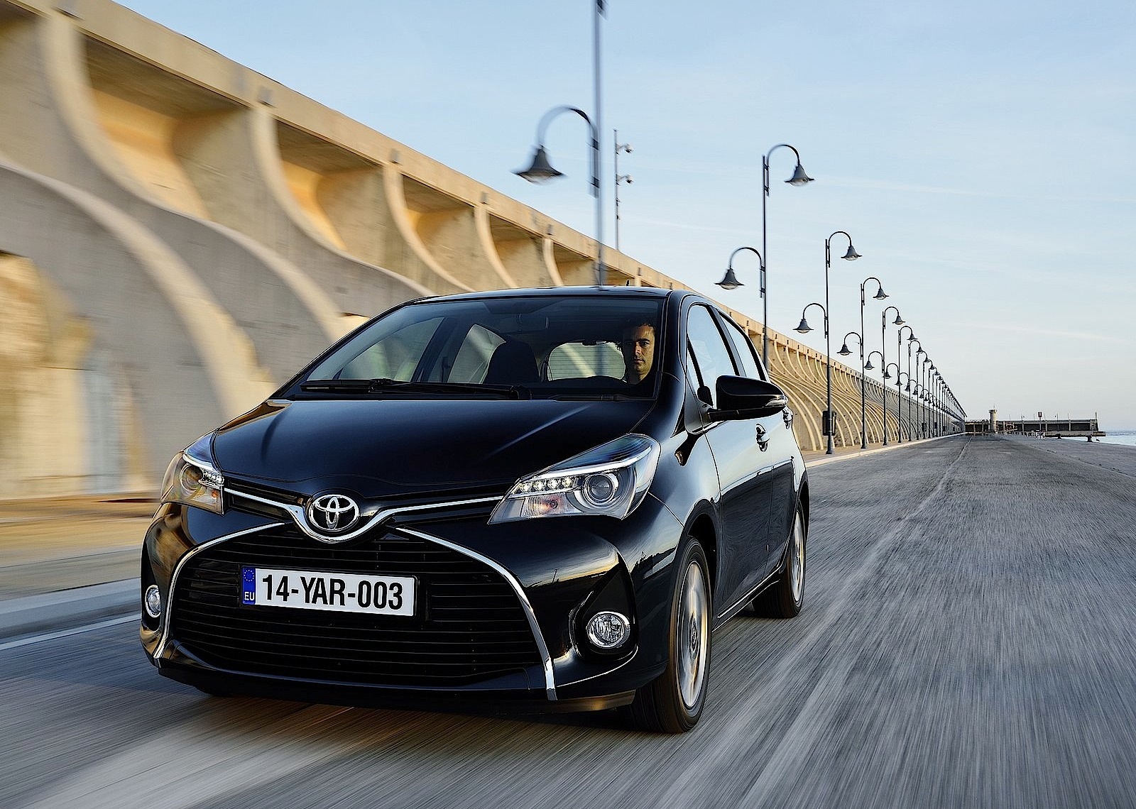 Toyota Yaris 5 Doors photo 46