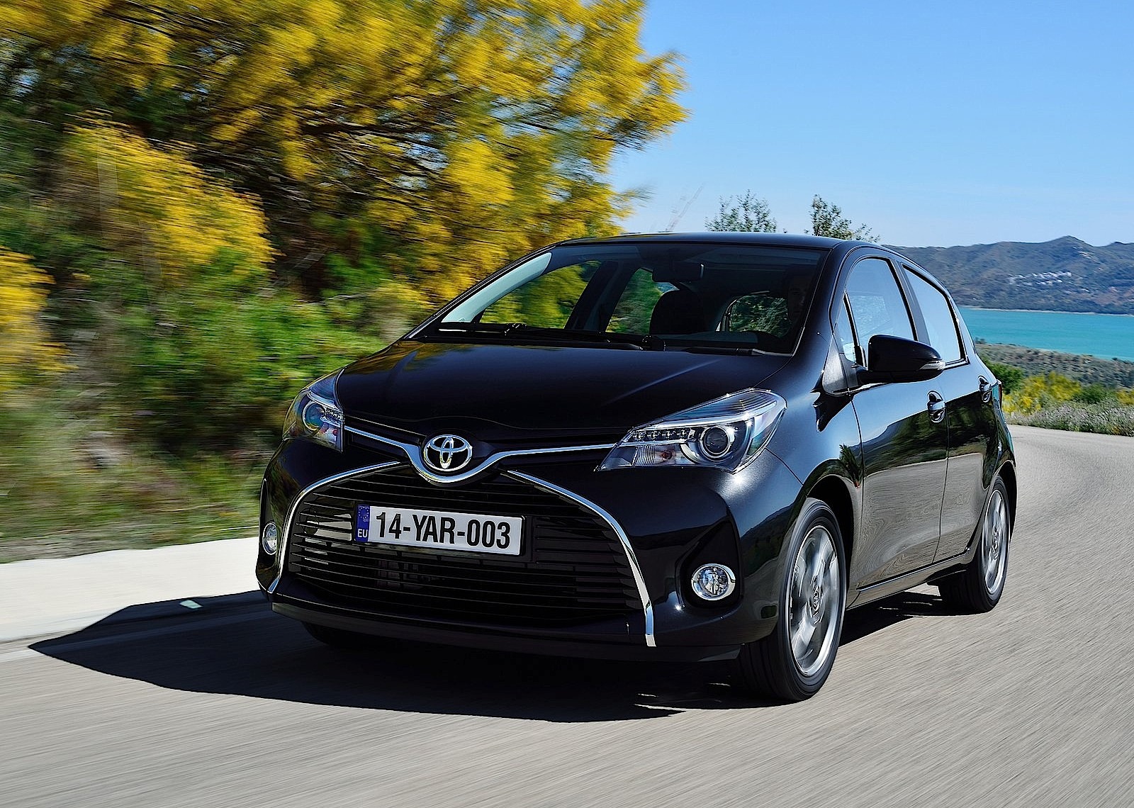 Toyota Yaris 5 Doors photo 48