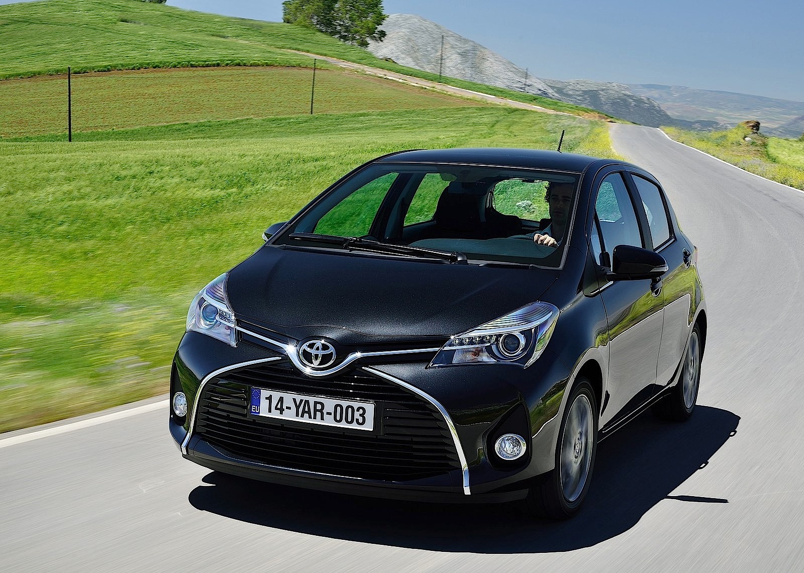 Toyota Yaris 5 Doors photo 49