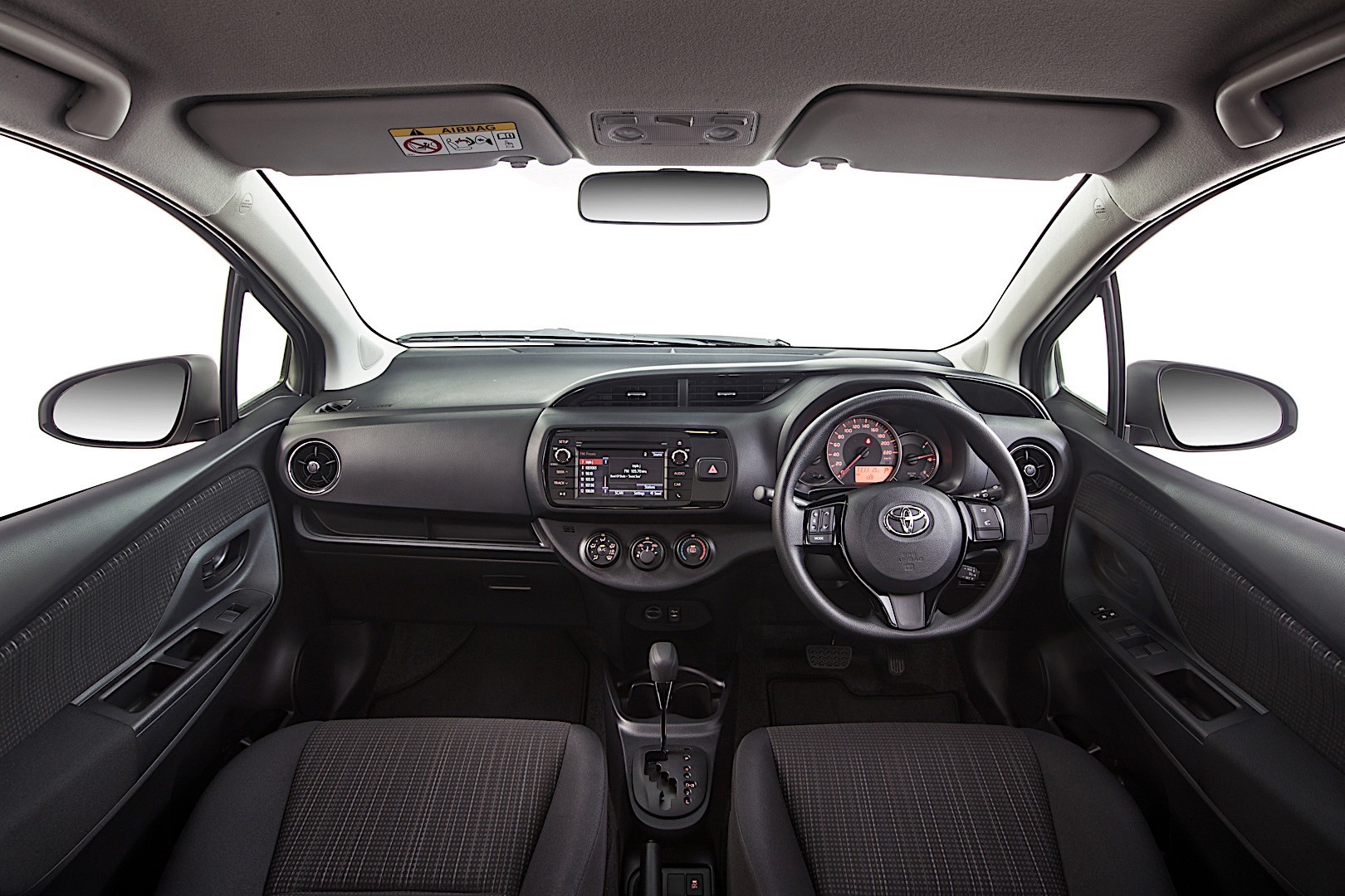 Toyota Yaris 5 Doors photo 16