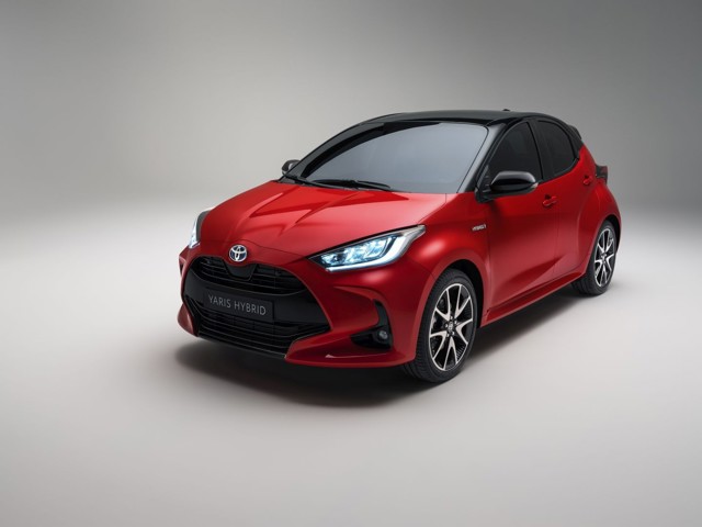 Toyota Yaris 5 Doors photo 3