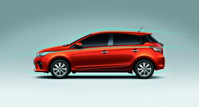 Toyota Yaris Hatchback photo 1