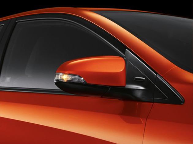 Toyota Yaris Hatchback photo 5