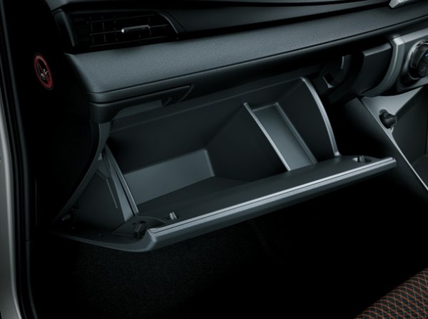 Toyota Yaris Hatchback photo 15