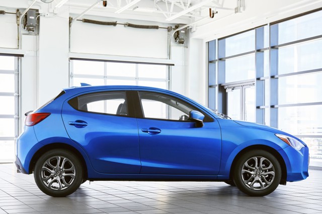 Toyota Yaris Hatchback foto 9