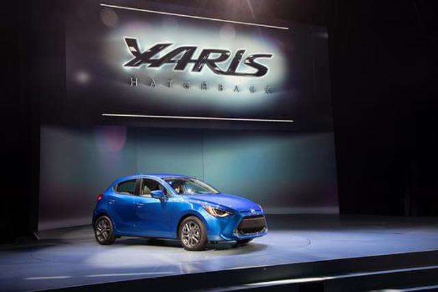 TOYOTA Yaris Hatchback