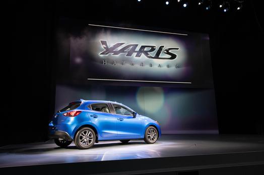 Toyota Yaris Hatchback photo 2
