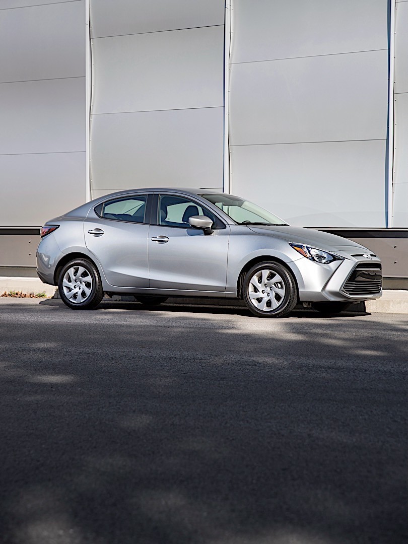 Toyota Yaris Sedan photo 18