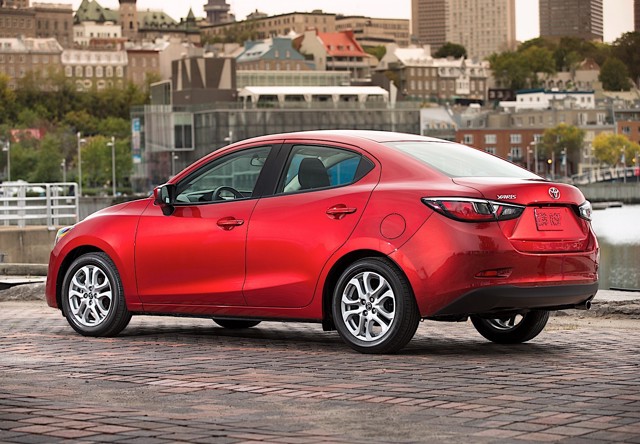 Toyota Yaris Sedan photo 22