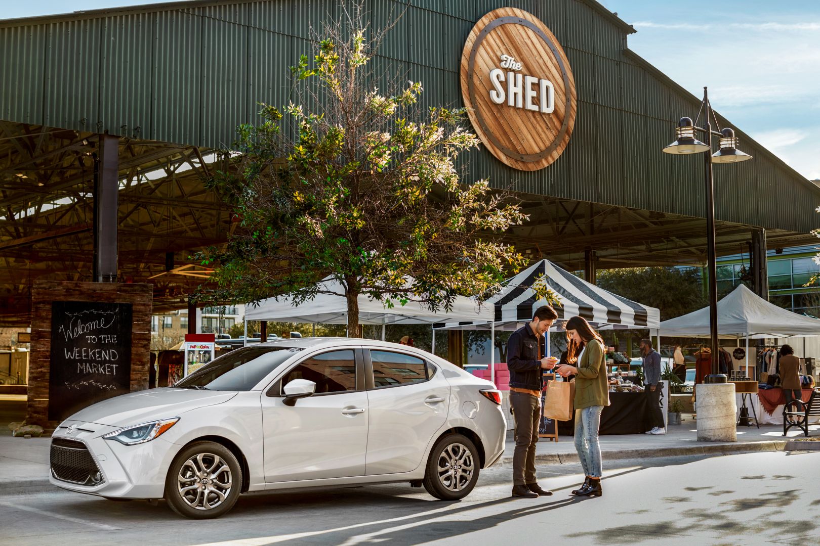 Toyota Yaris Sedan photo 3