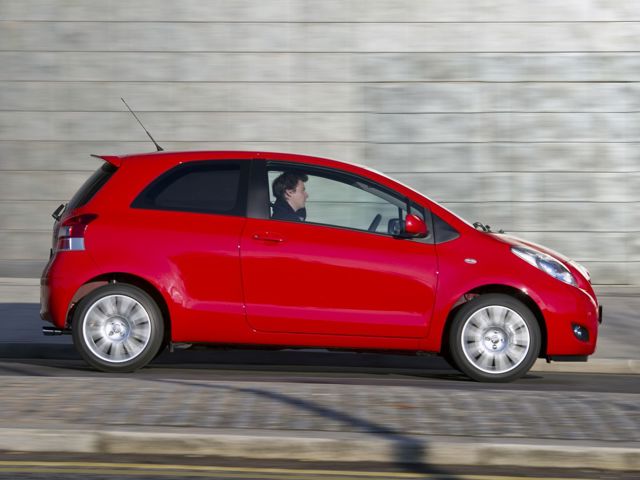 Toyota Yaris Ts 5 Doors photo 15