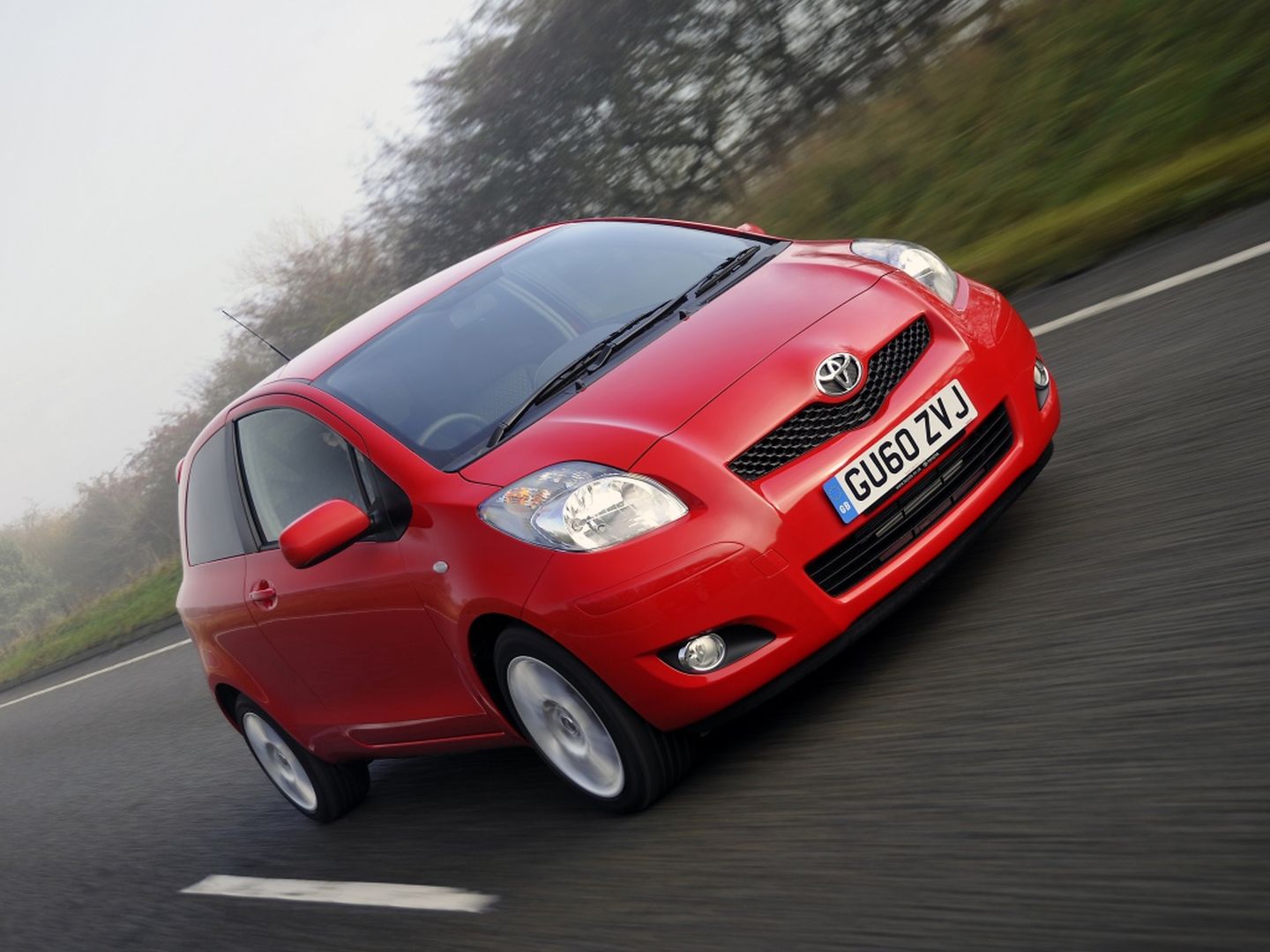 Toyota Yaris Ts 5 Doors photo 17