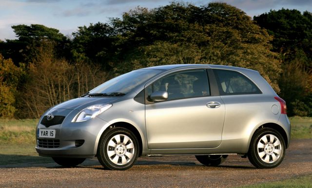 Toyota Yaris Ts 5 Doors photo 22