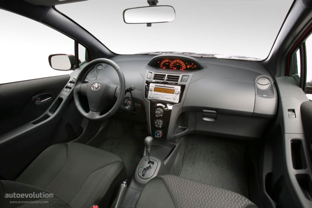 Toyota Yaris Ts 5 Doors photo 26