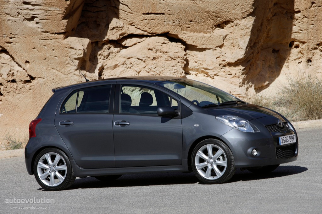 Toyota Yaris Ts 5 Doors photo 7