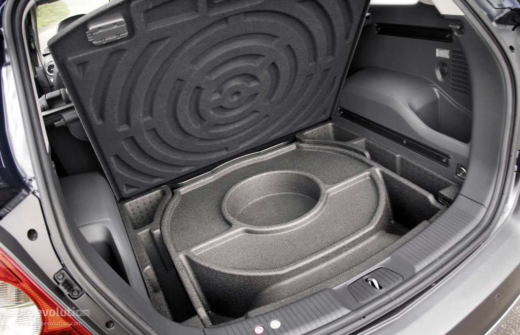 Vauxhall Antara photo 19