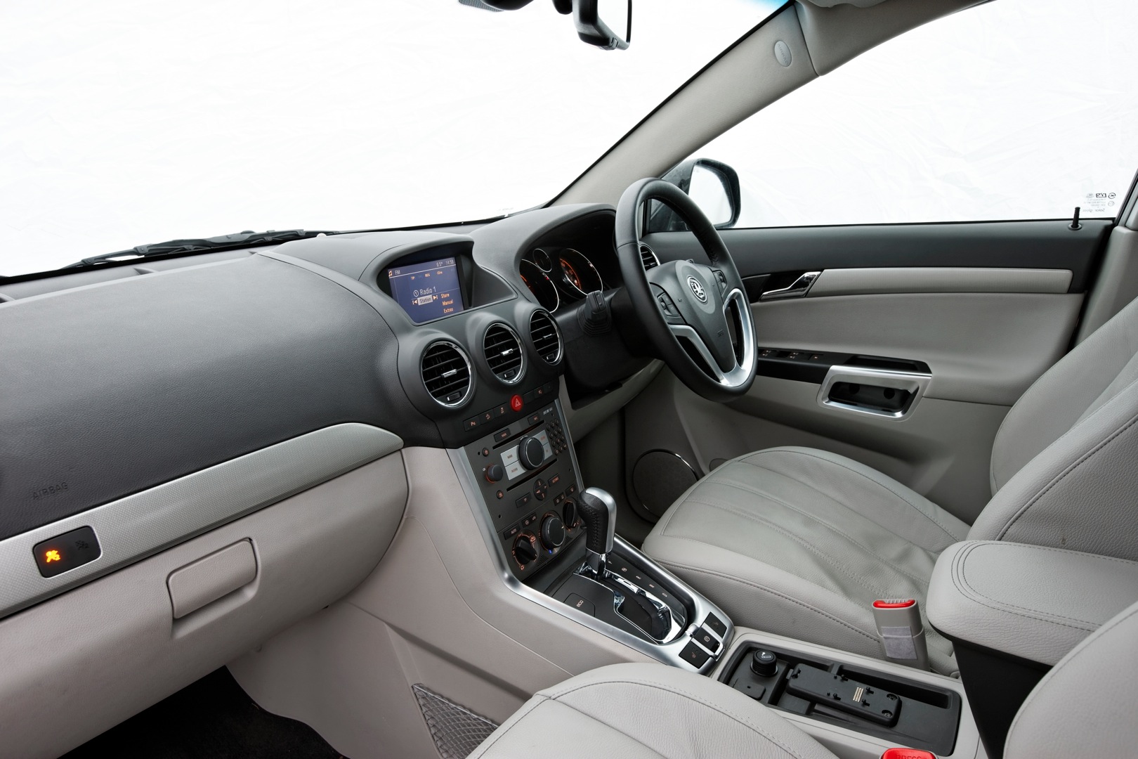 Vauxhall Antara photo 31