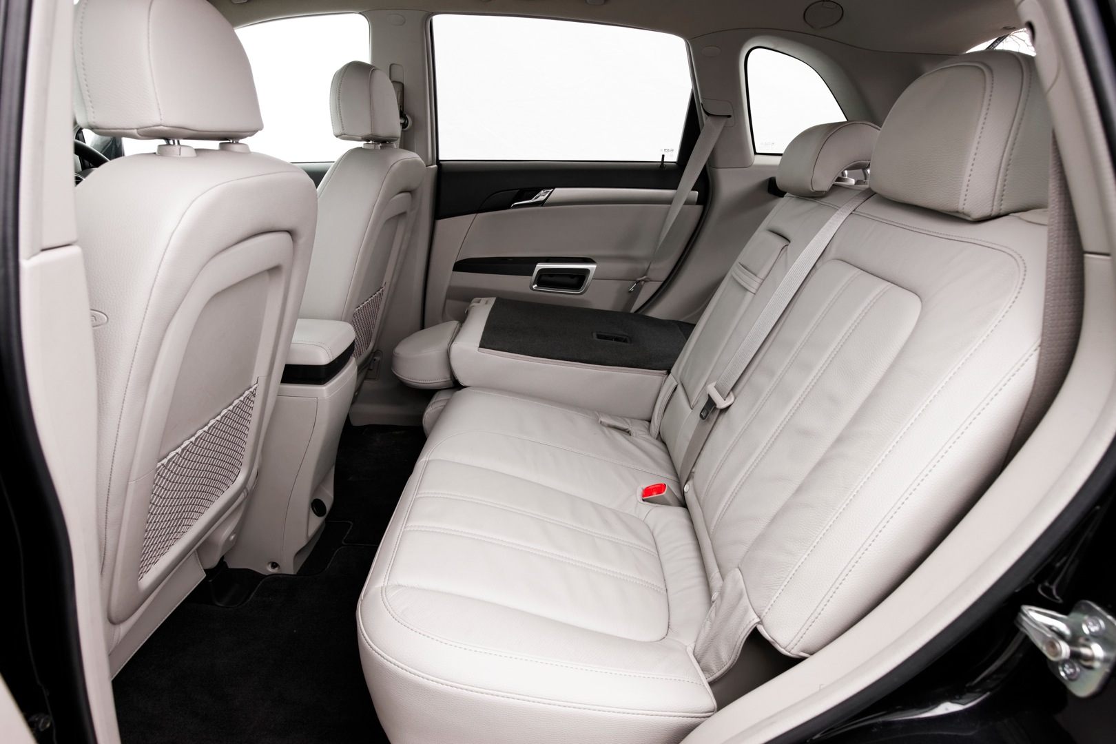 Vauxhall Antara photo 34