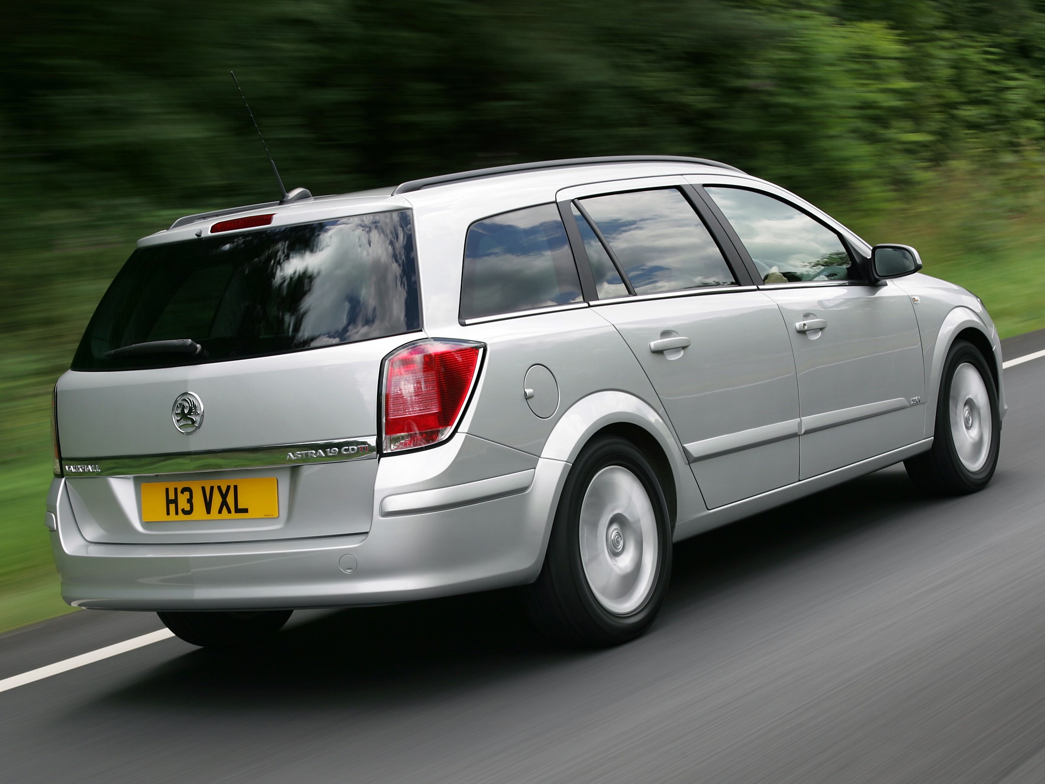 Vauxhall Astra Estate photo 10