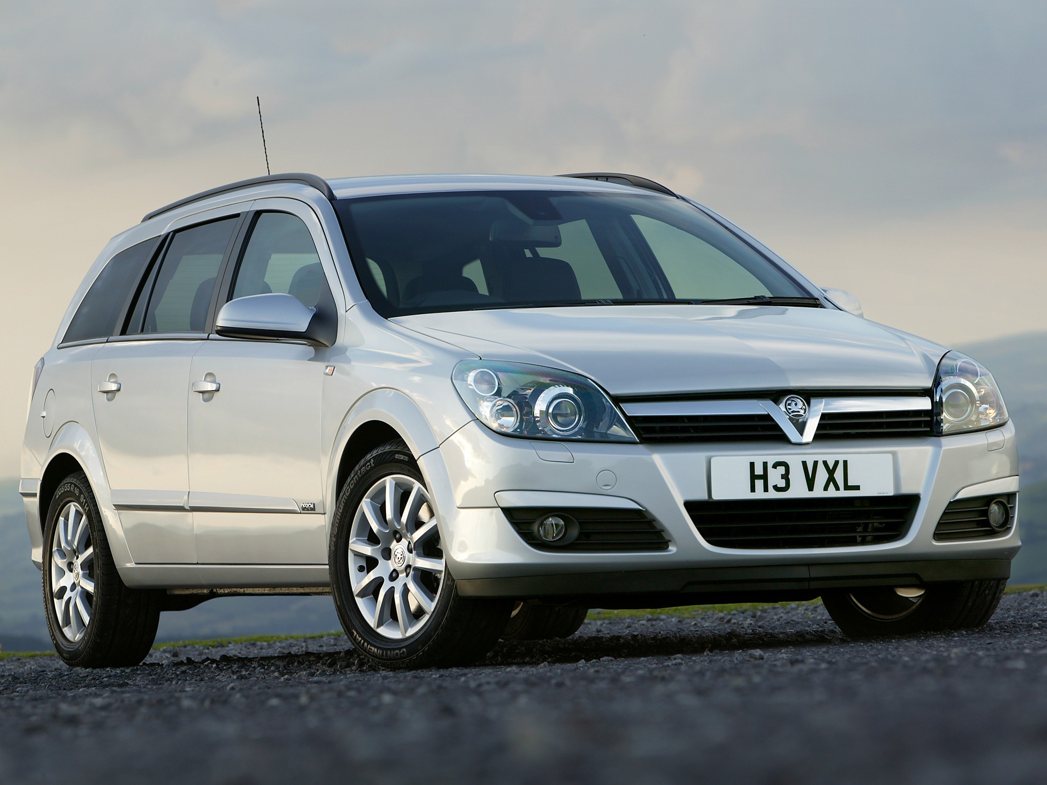 Vauxhall Astra Estate photo 11