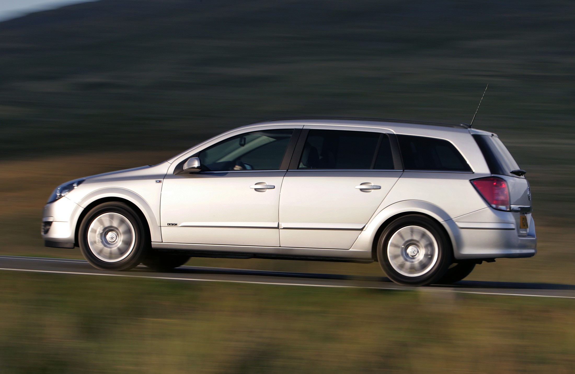 Vauxhall Astra Estate photo 20