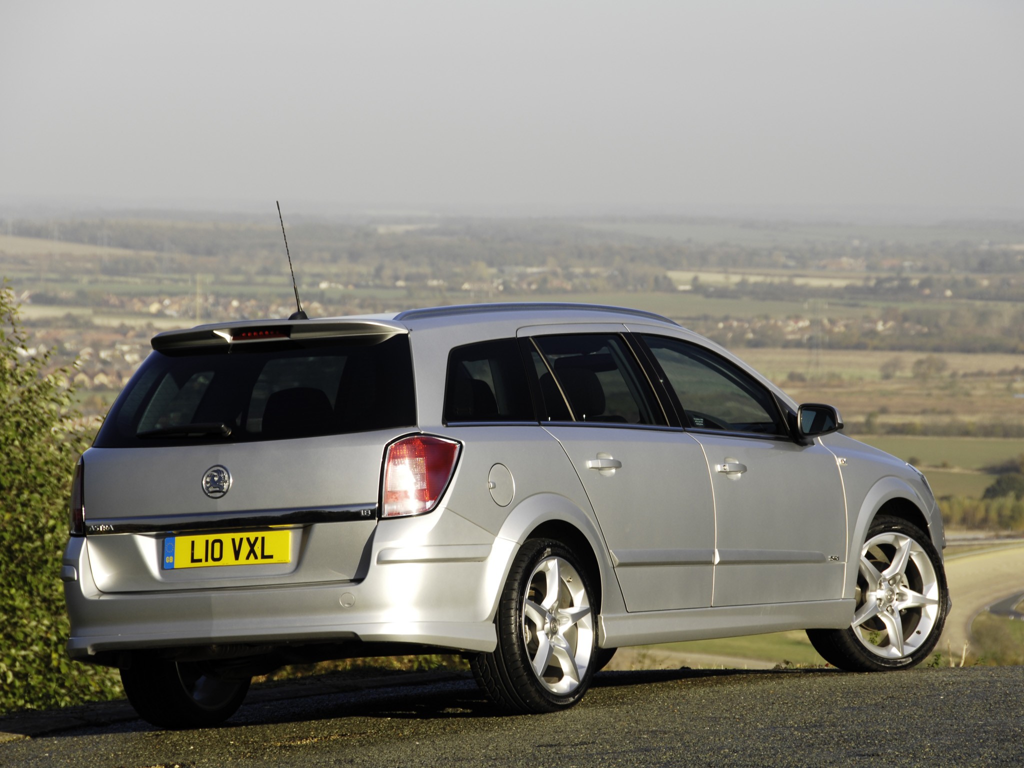 Vauxhall Astra Estate photo 5