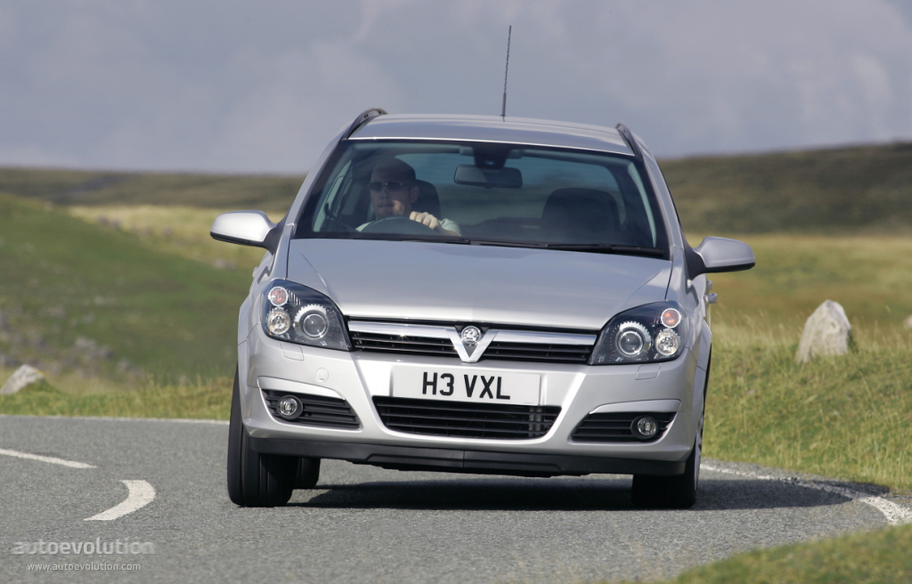 Vauxhall Astra Estate photo 2