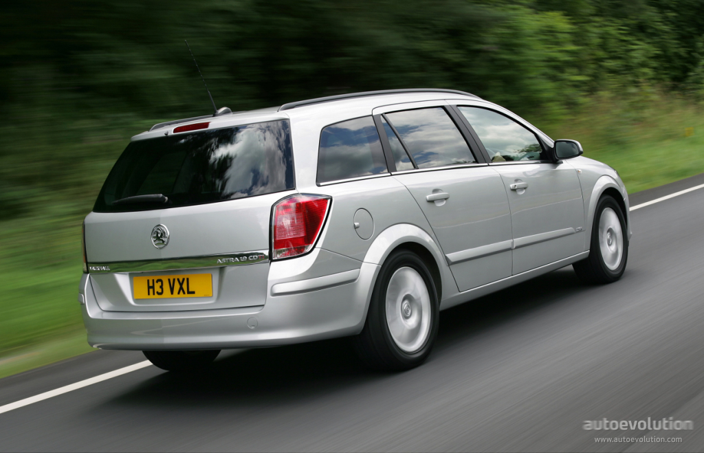 Vauxhall Astra Estate photo 3