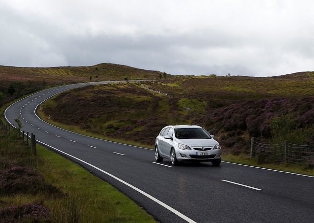 Vauxhall Astra Estate photo 13