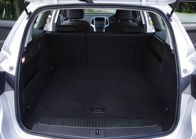 Vauxhall Astra Estate photo 24