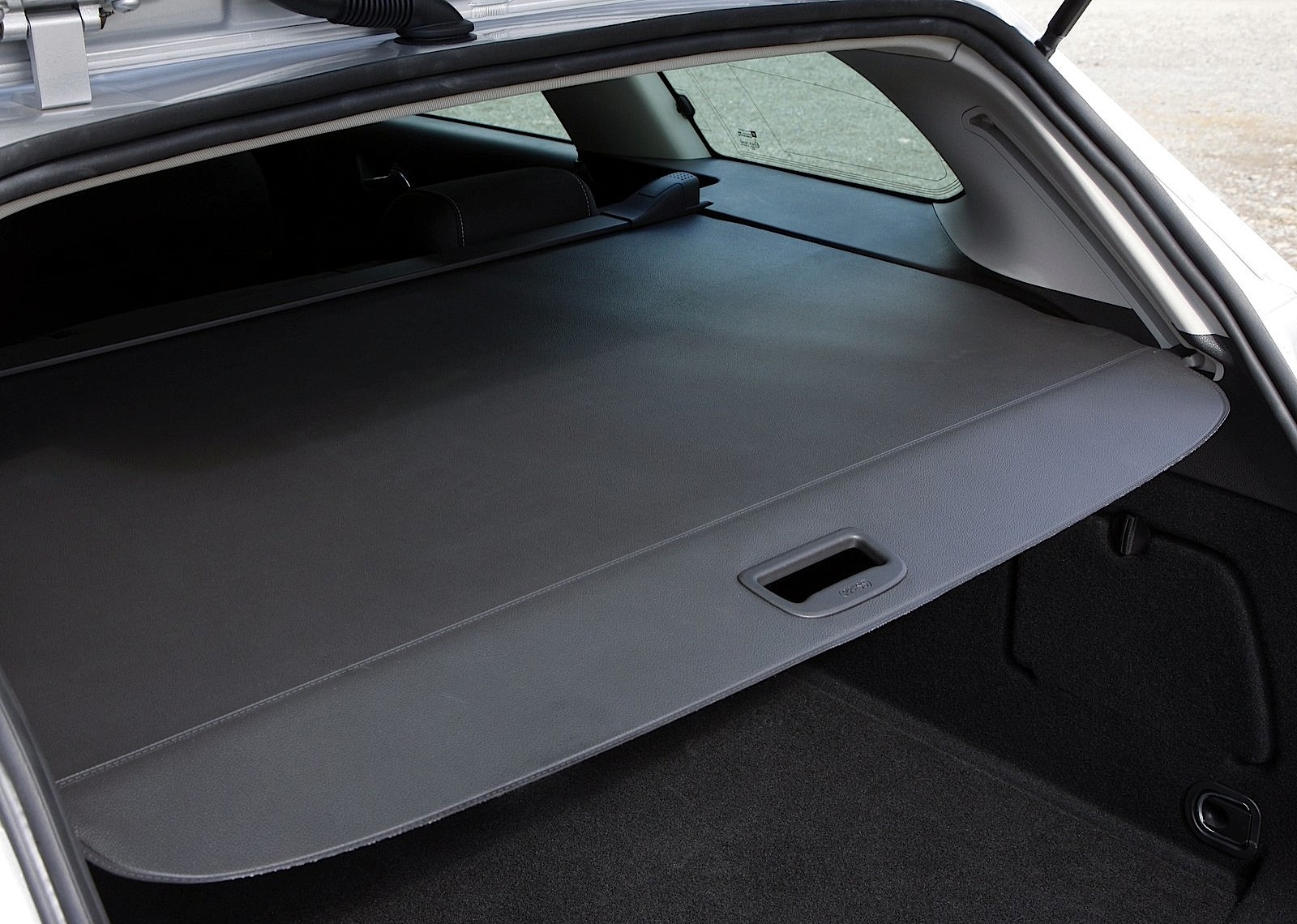 Vauxhall Astra Estate photo 26