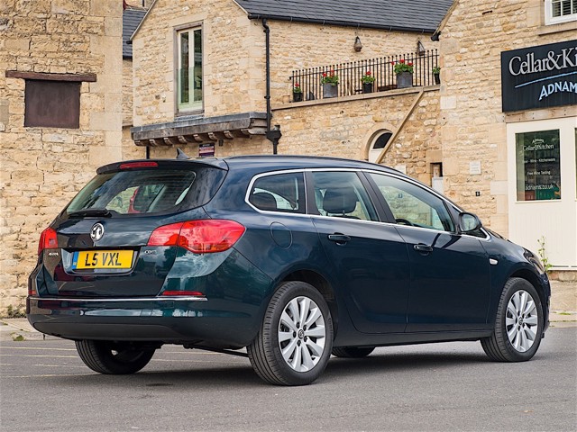Vauxhall Astra Estate photo 4