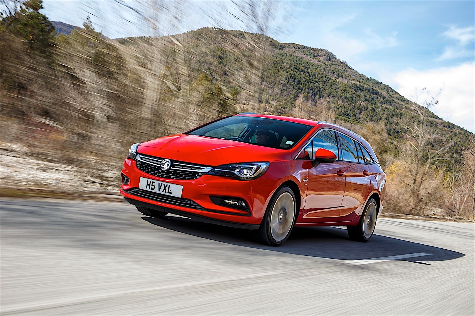Vauxhall Astra Estate photo 11