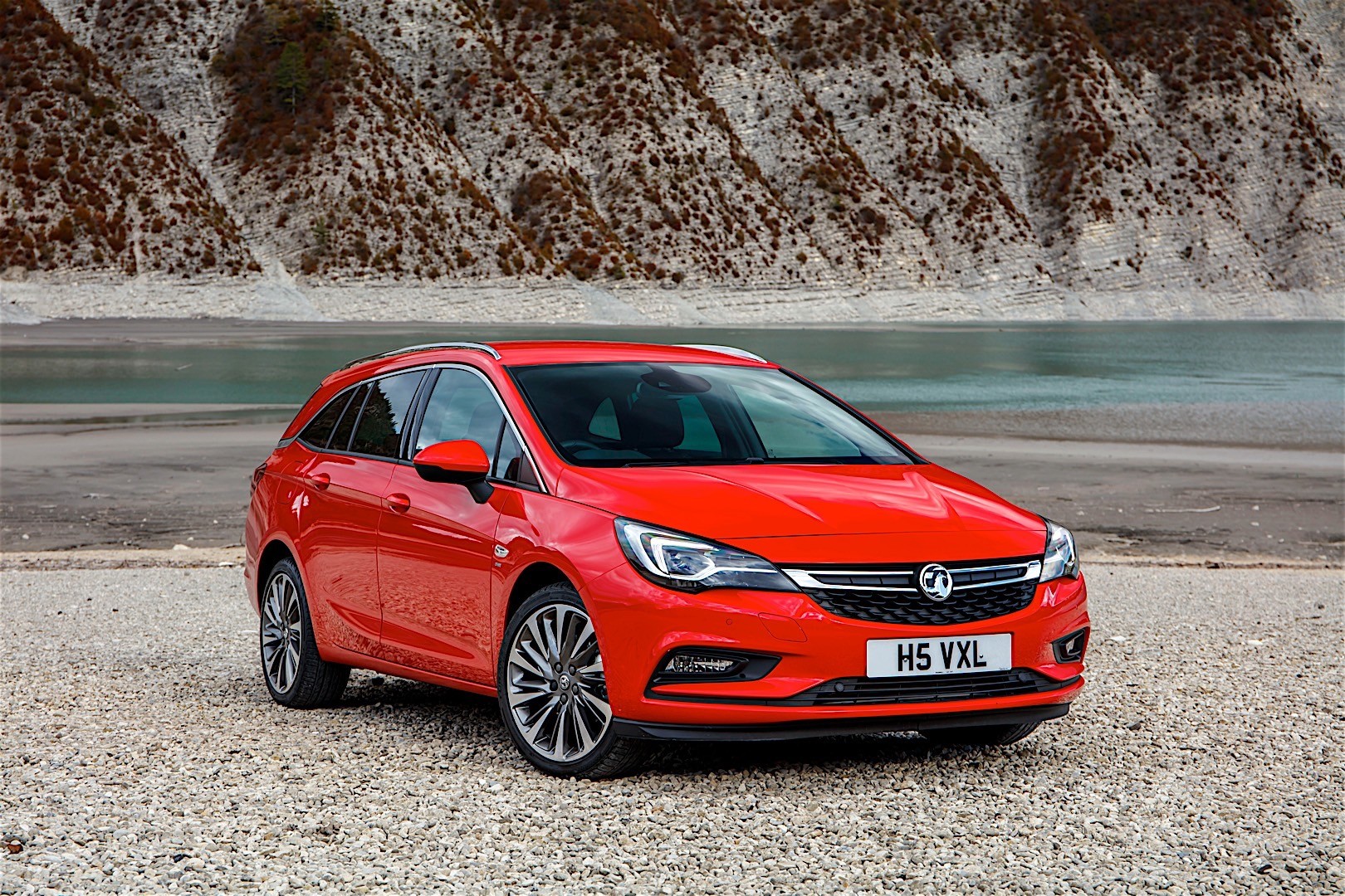 Vauxhall Astra Estate photo 20