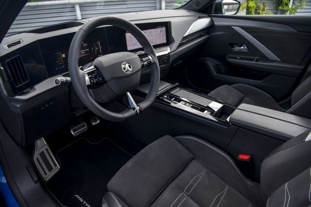 Vauxhall Astra Estate photo 35