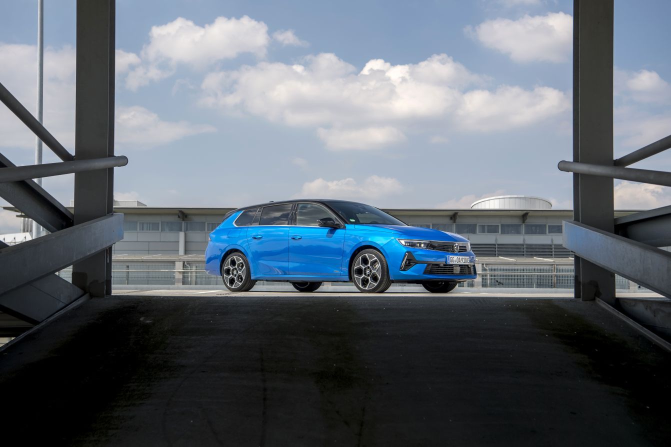 Vauxhall Astra Estate photo 4