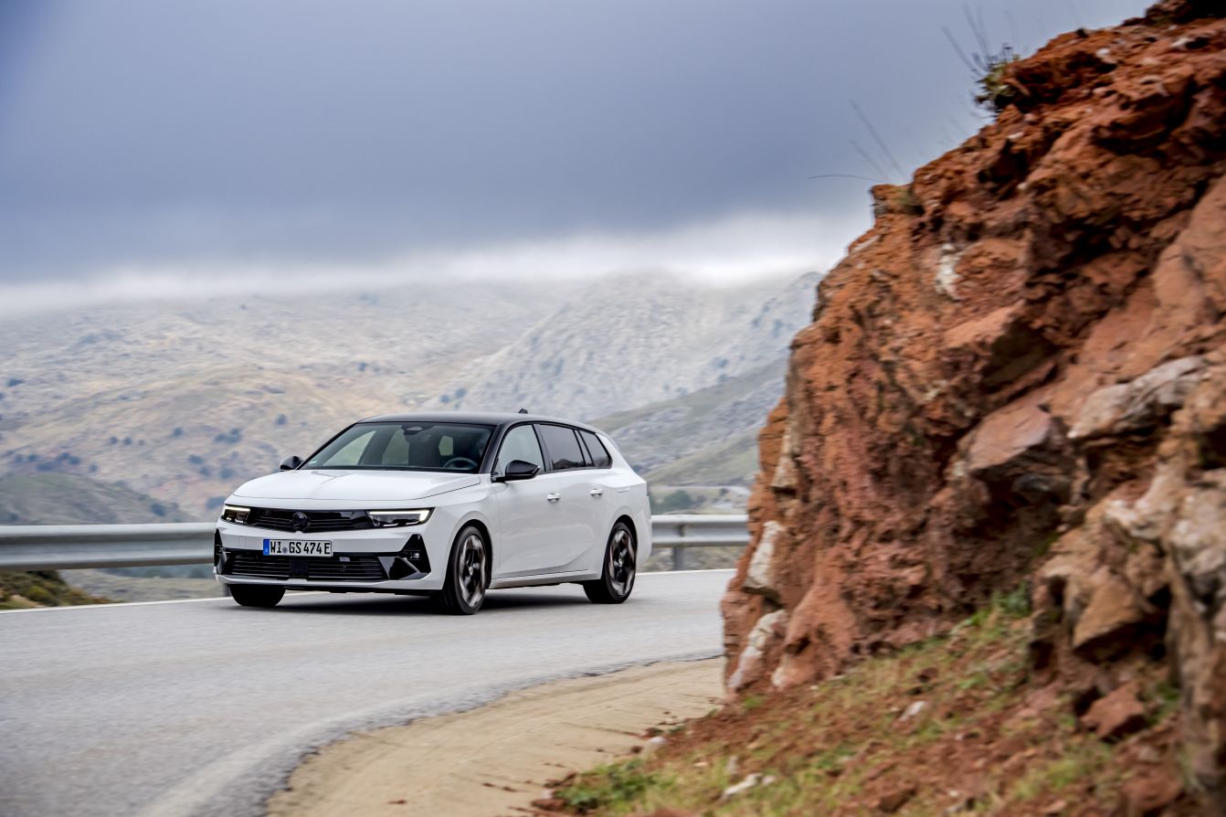 Vauxhall Astra Estate photo 19