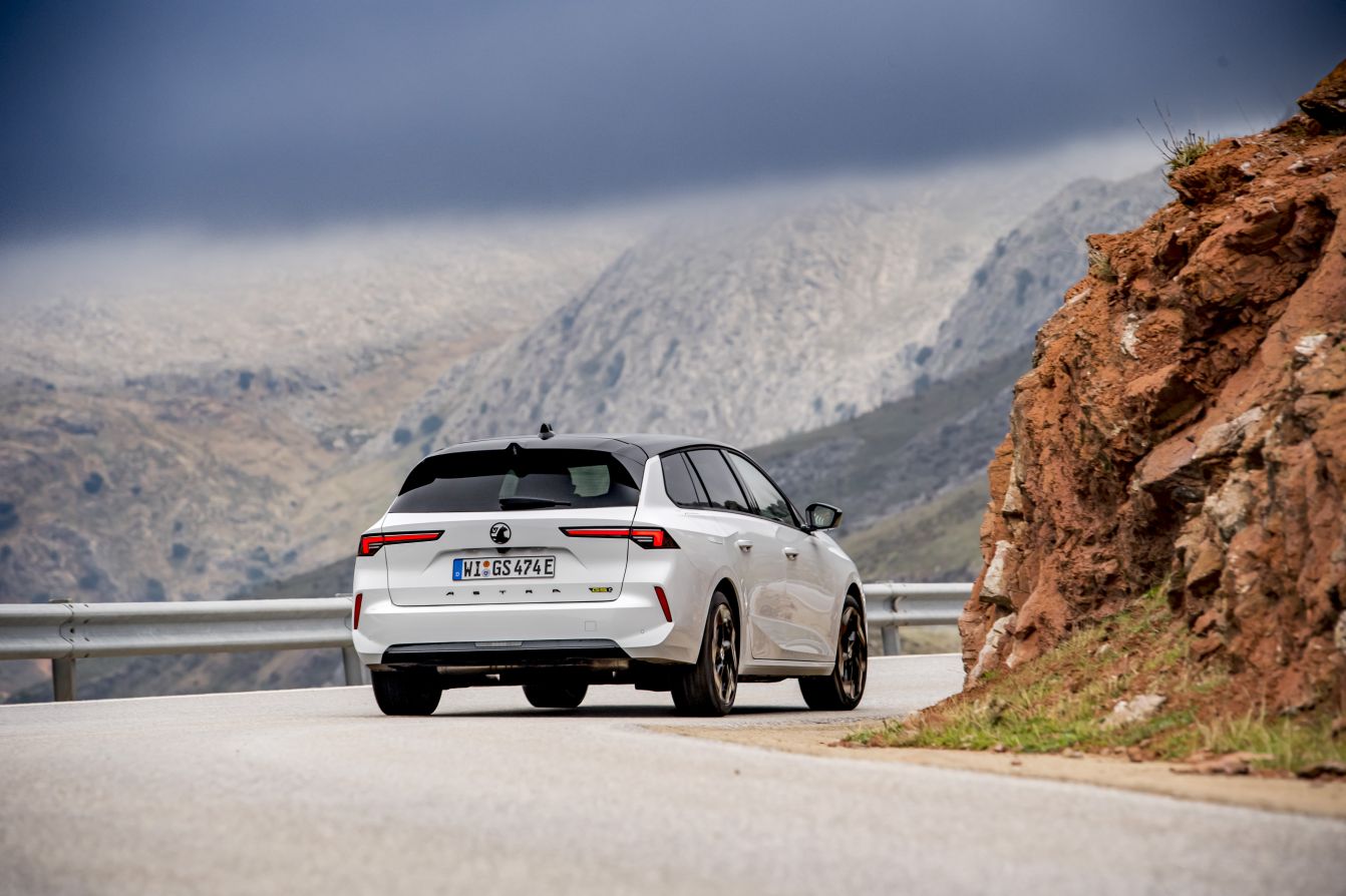 Vauxhall Astra Estate photo 20