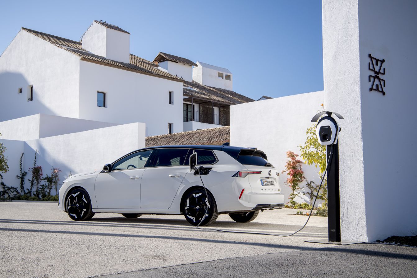 Vauxhall Astra Estate photo 26